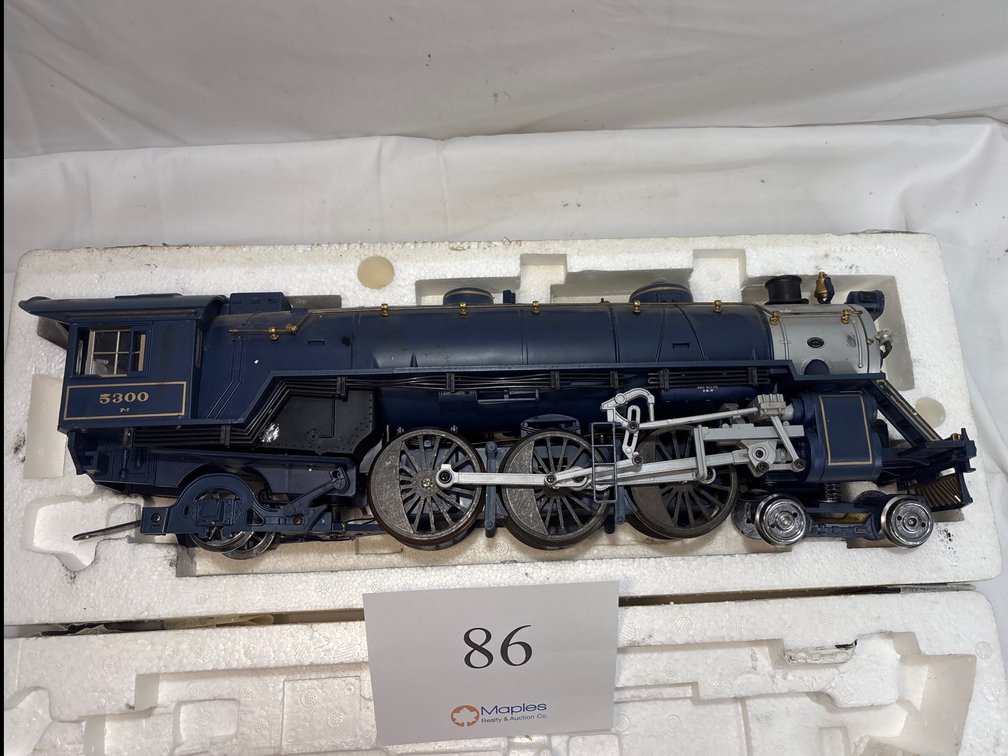Aristo Craft 4-6-2 Locomotive 