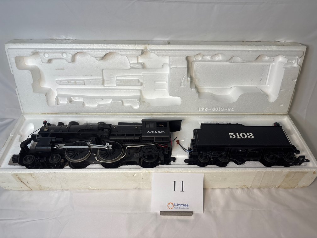 Lionel 4-4-2 Steam Locomotive 