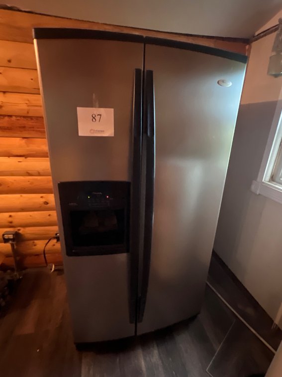 Whirlpool Refrigerator