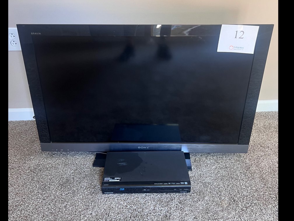 TV and Blueray 
