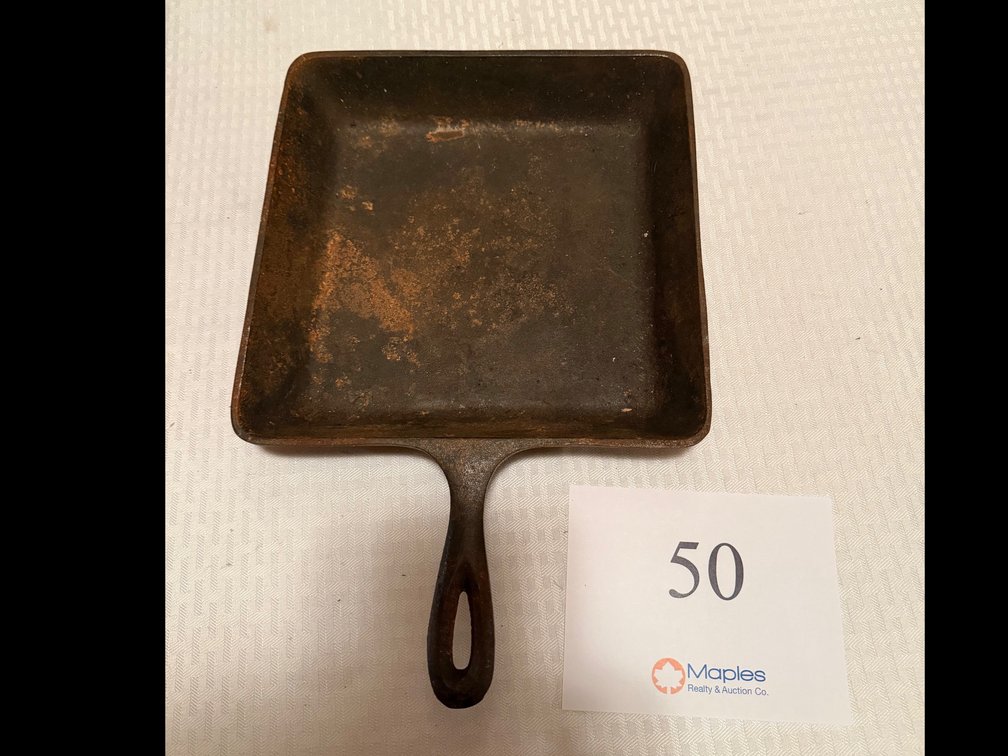 “Sosk” cast iron pan