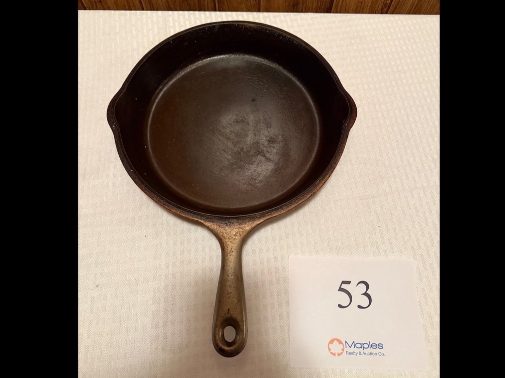 “Wagner” Cast Iron Skillet