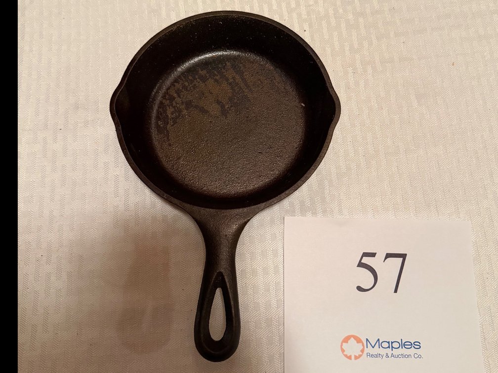 “Lodge” Cast Iron Skillet