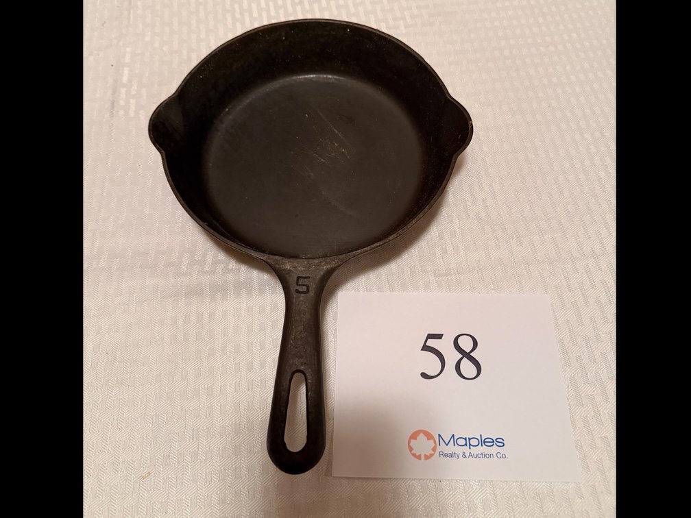 “Griswold” Cast Iron Skillet