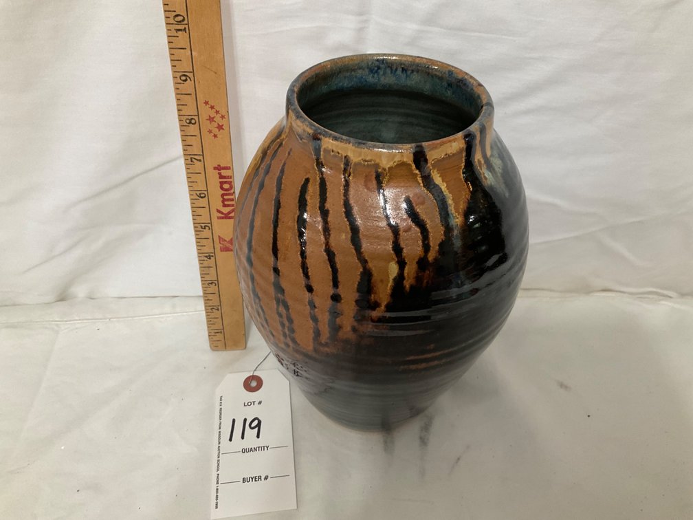 Lot 119