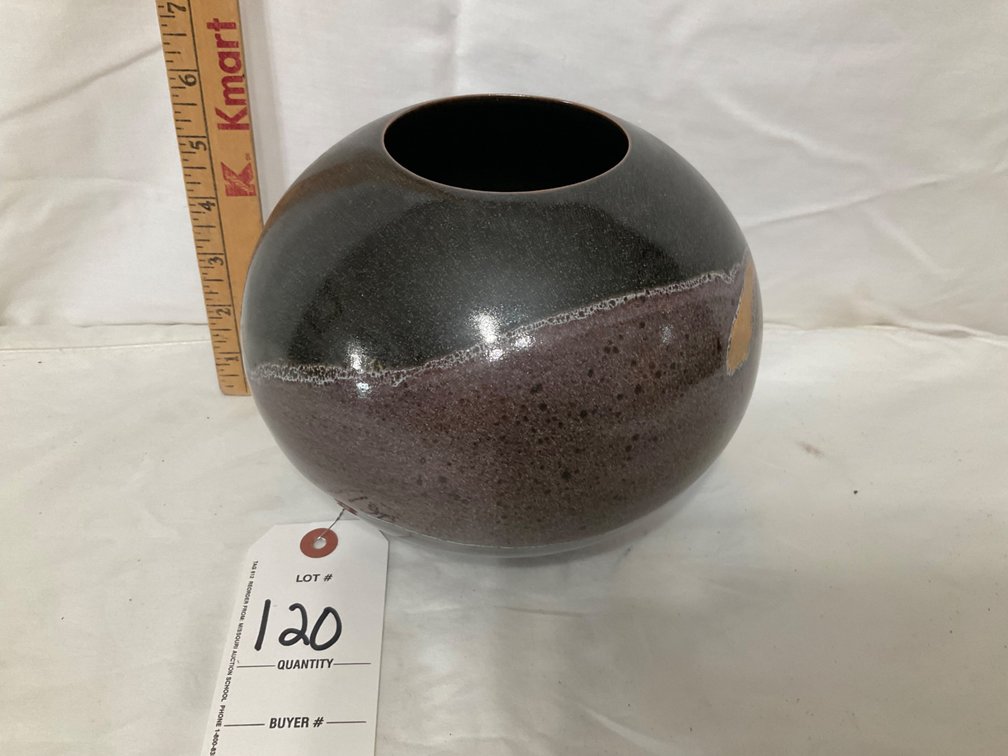 Lot 120