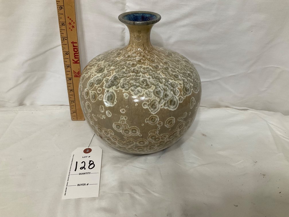 Lot 128