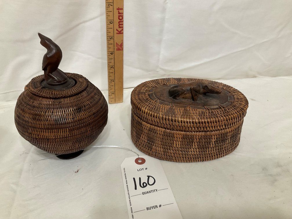 Lot 160