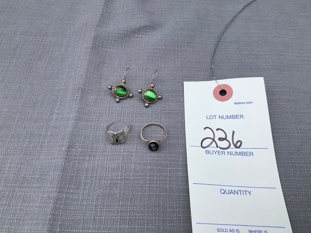 Lot 236