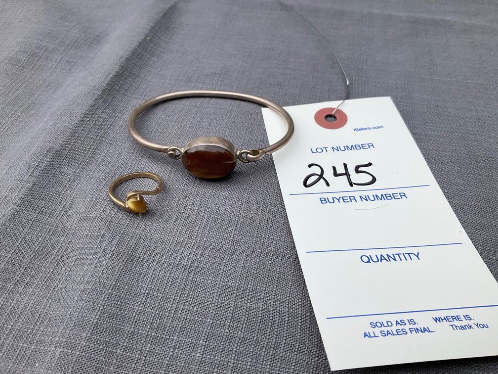Lot 245