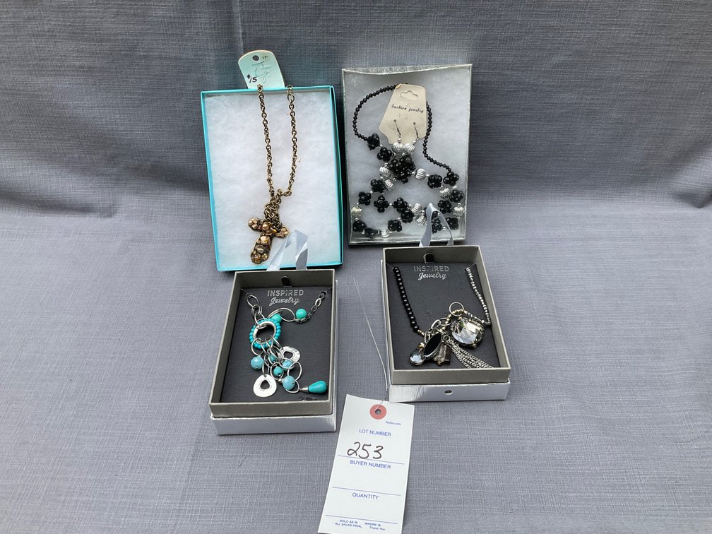 Lot 253