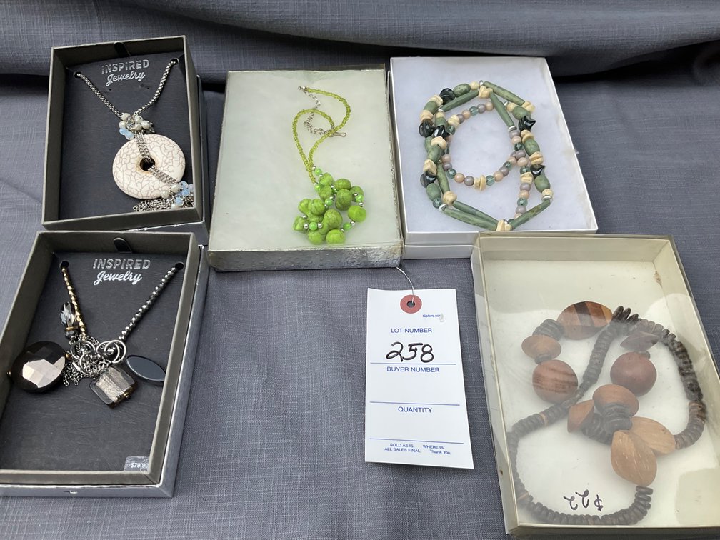 Lot 258