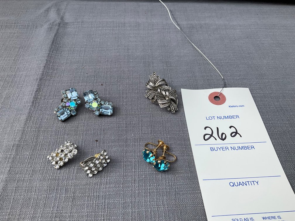 Lot 262