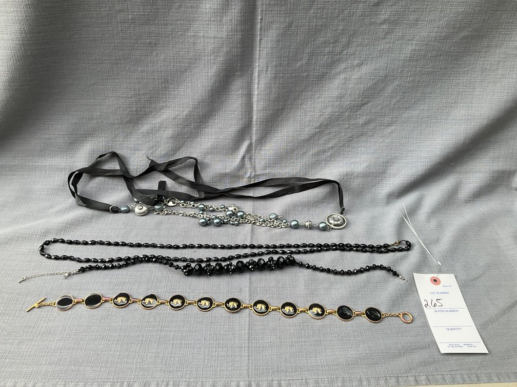Lot 265