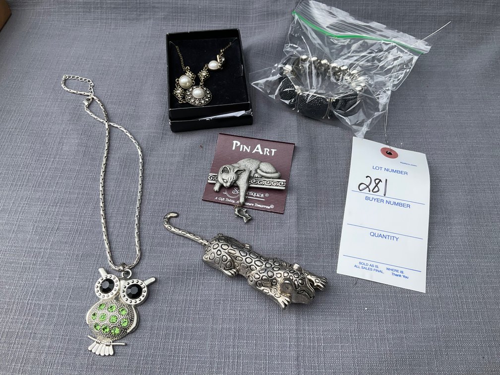 Lot 281