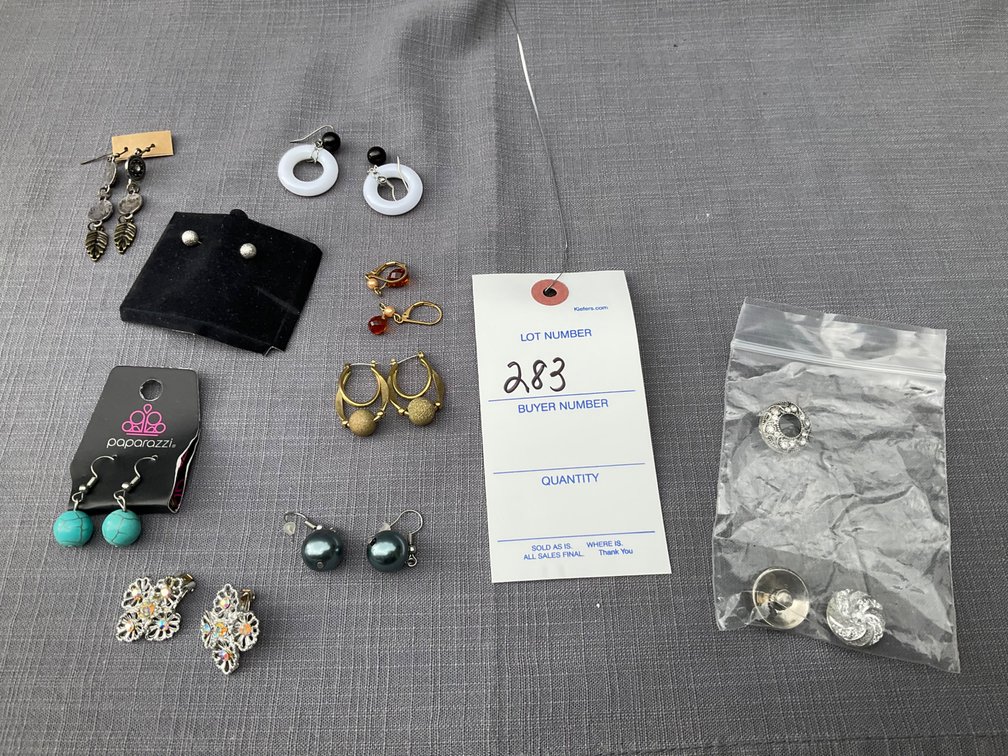Lot 283
