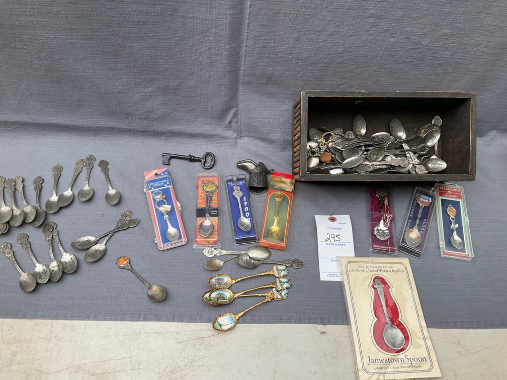 Lot 295