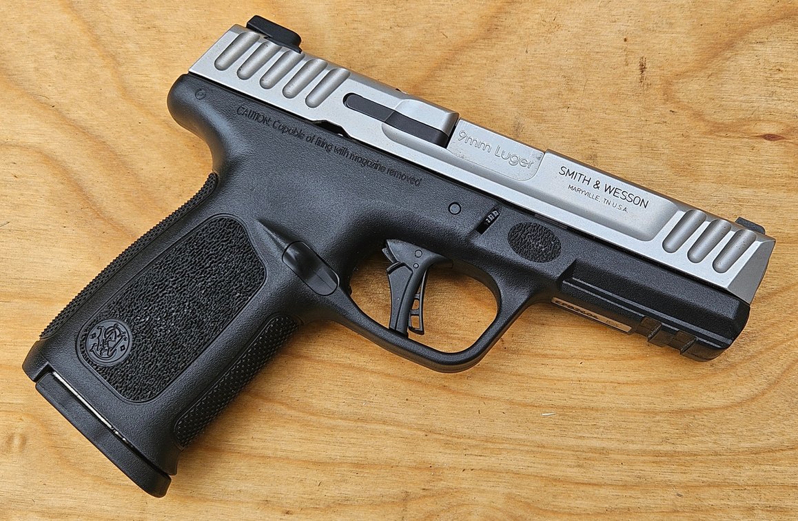 Smith & Wesson SD9 2.0 9mm