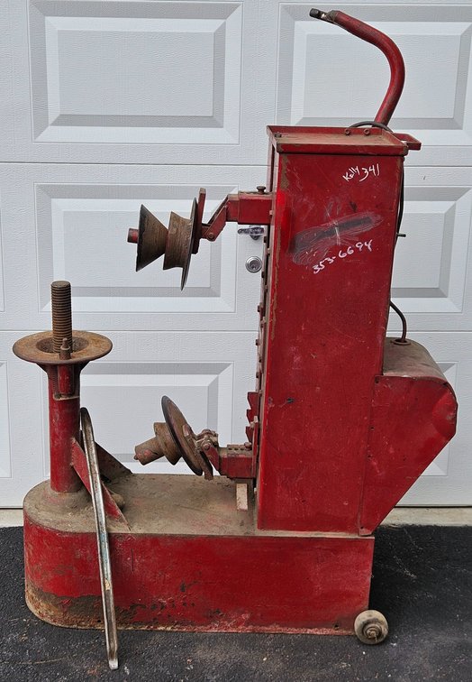 May Tire-Matic Tire Changing Machine