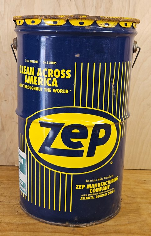 7.5gal Zep Bucket