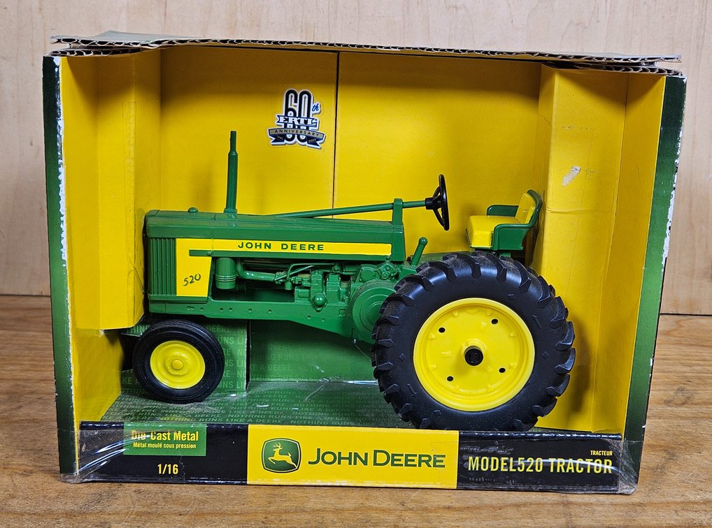 John Deere 520 1/16th Ertl