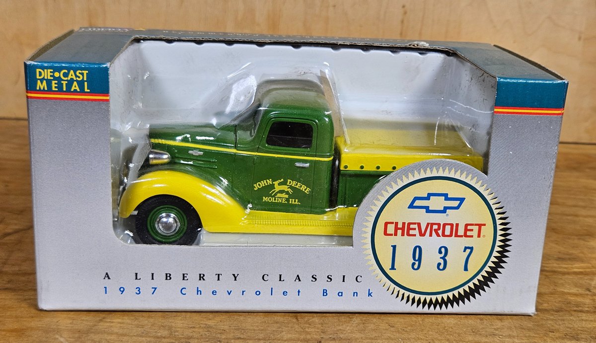 John Deere 1937 Chevy Pickup 1/25th Spec Cast