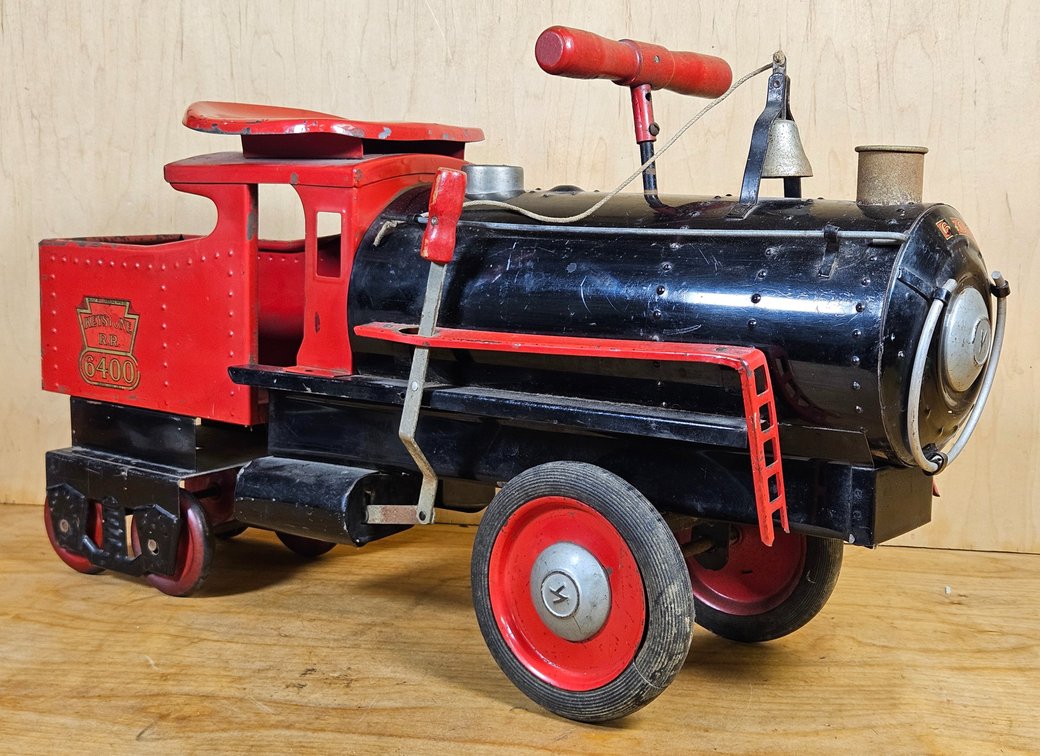 Keystone 6400 R.R. Ride-On Toy Train