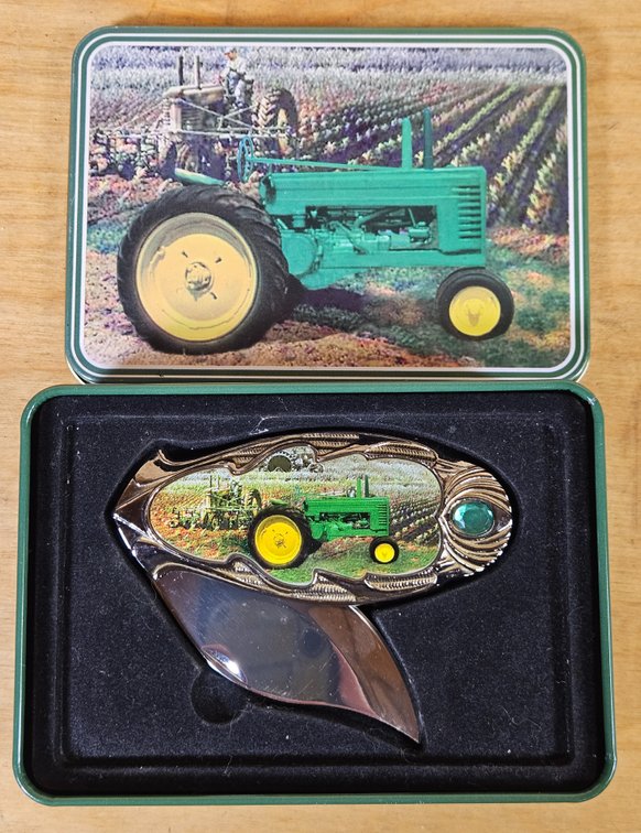 John Deere Pocket Knife