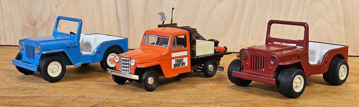 Willys Jeeps & Truck