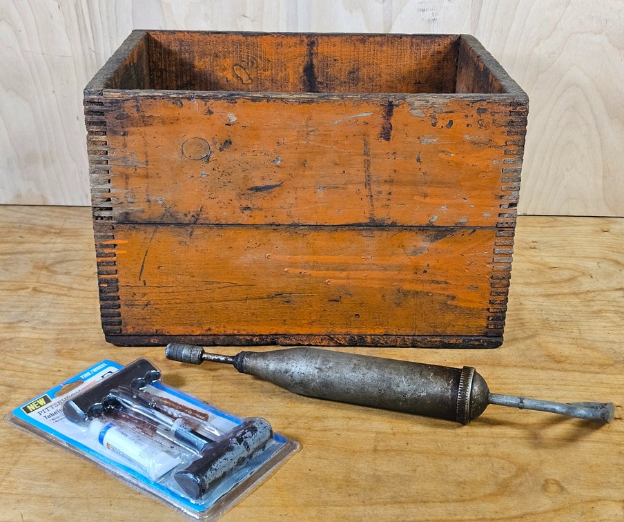 Wooden Crate & Grease Gum