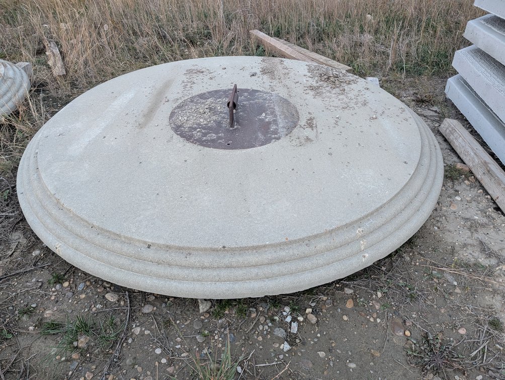 *OFFSITE* Circular Precast Concrete Slab w/ Profiled Edge 91" Dia. x 5"  - Located at D&M Concrete West Of Lacombe