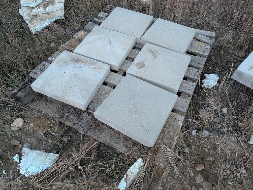 *OFFSITE* (6) Precast Concrete Column Caps 14" x 14"  - Located at D&M Concrete West Of Lacombe