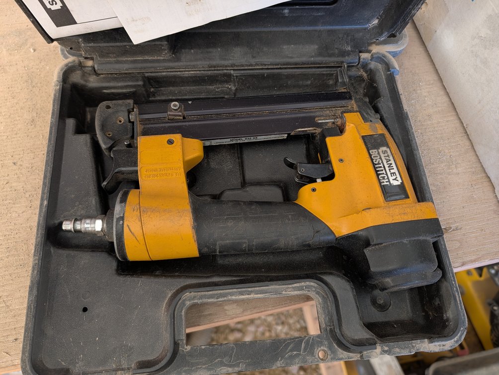 *OFFSITE* Stanley Bostitch Pneumatic Narrow Crown Stapler and Brad Nailer  - Located at D&M Concrete West Of Lacombe