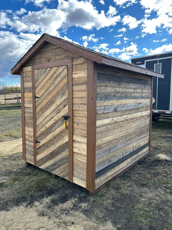GARDEN SHED 8'4"x6'3"x8'5" TALL