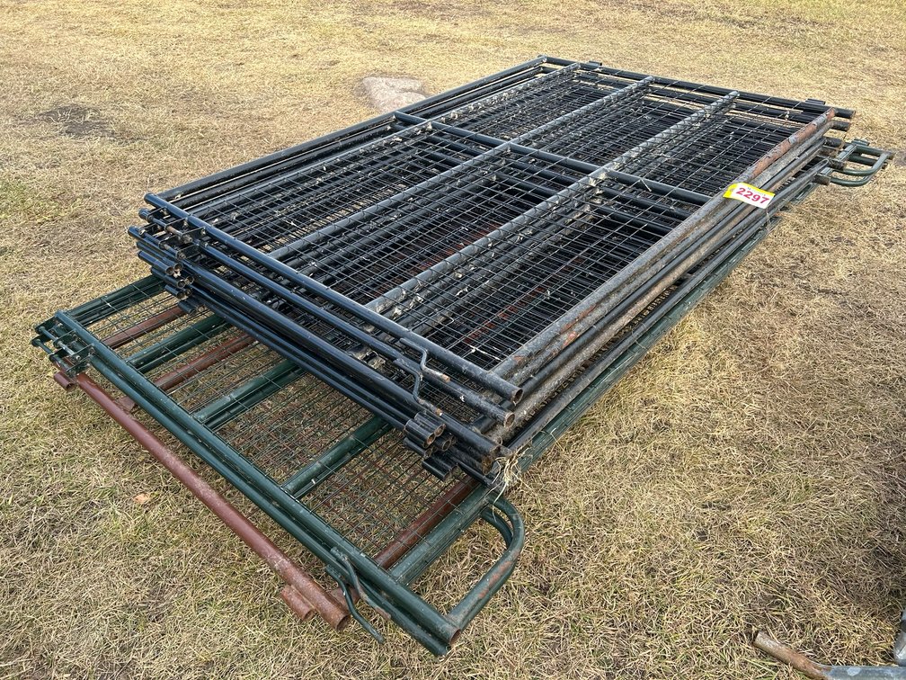 L/O Assorted Sheep Ranch Panels