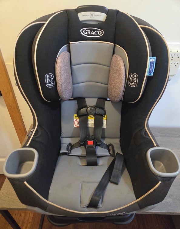 Graco Extend2Fit and Recline 'N Ride Car Seats