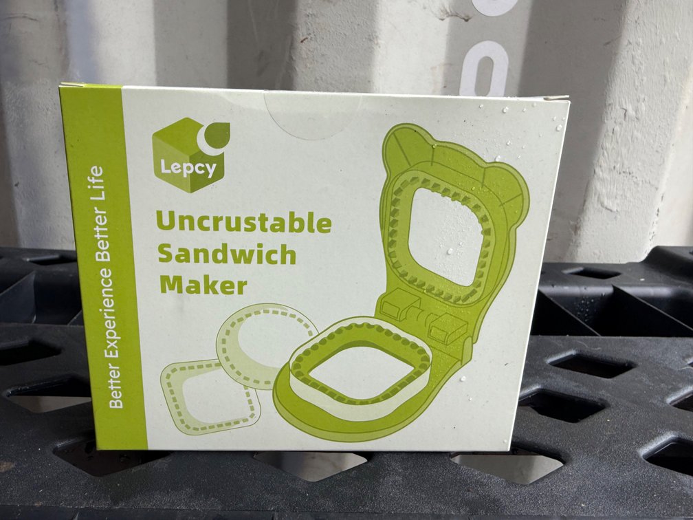 Lepcy Uncrustable Sandwich Maker Sealer and Cutter