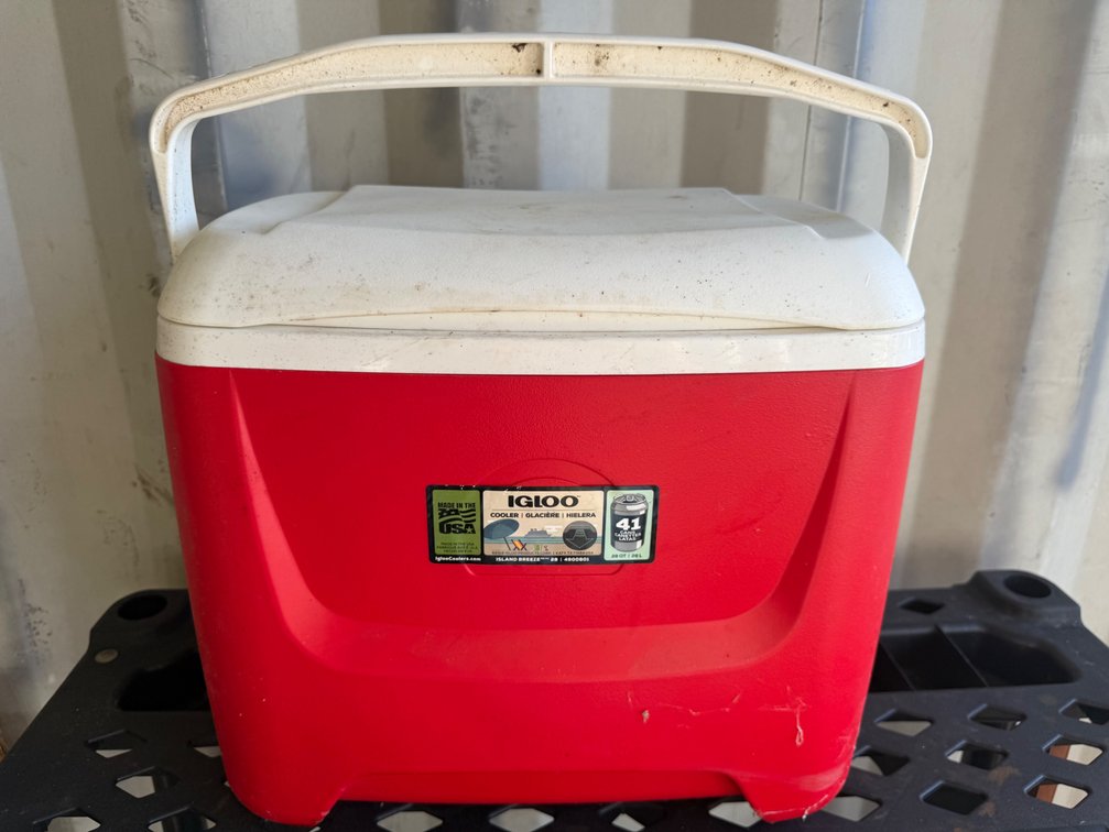 Igloo 28 Qt Cooler