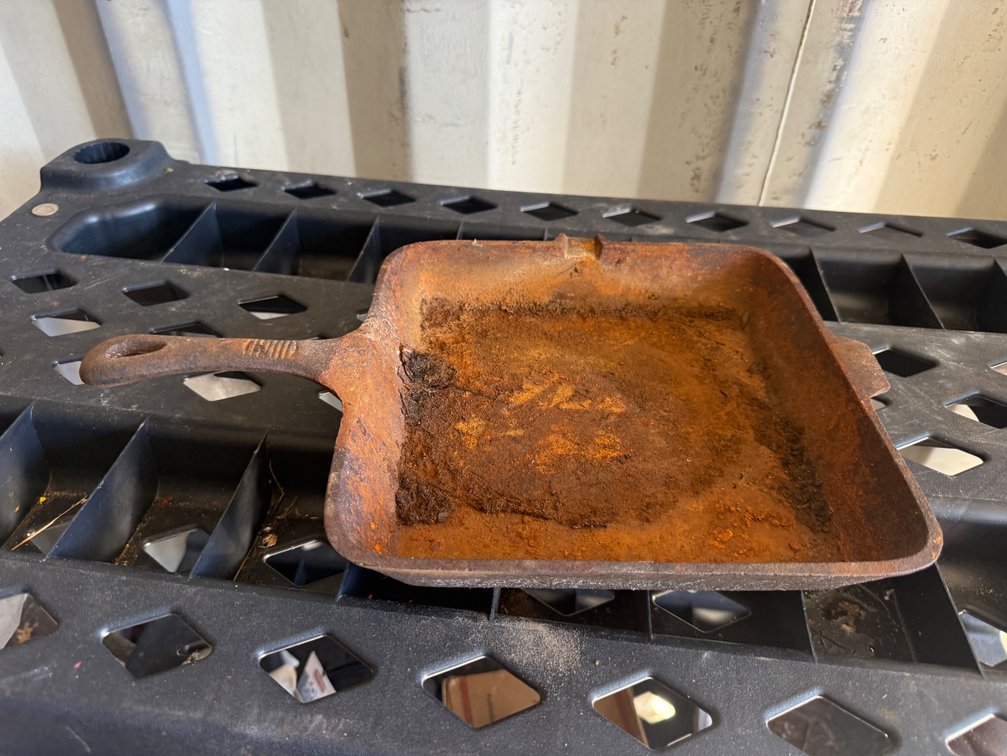 Square Cast Iron Skillet with Pour Spout