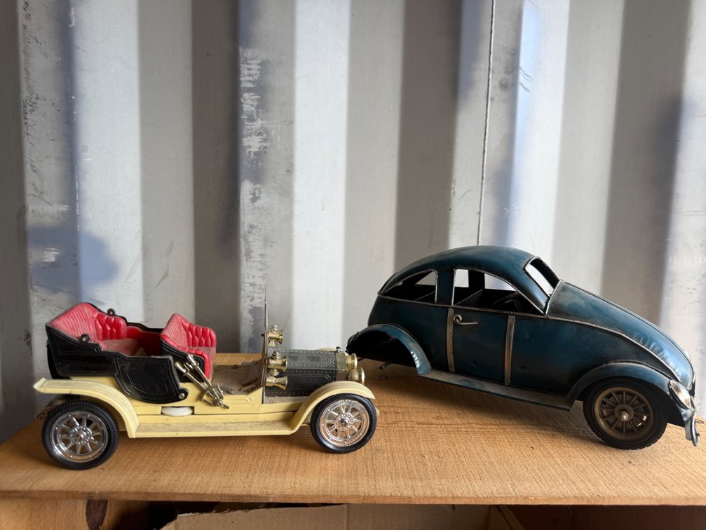 Plastic Touring Car and Sheet Metal Automobile Models
