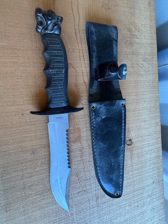 Jaguar Stainless Steel Fixed-Blade Knife with Sheath
