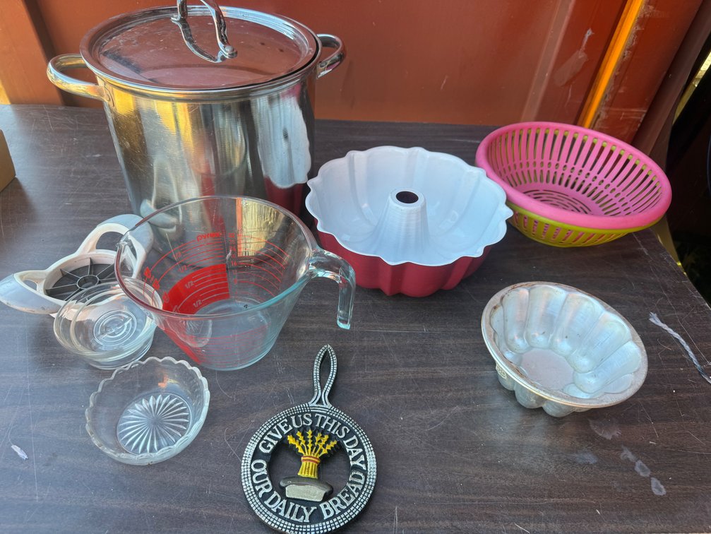 Kitchen Lot