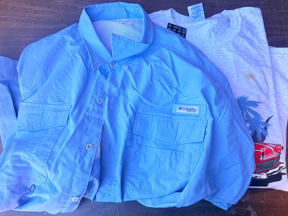 Columbia Fishing Shirt XXL and Graphic T-Shirt