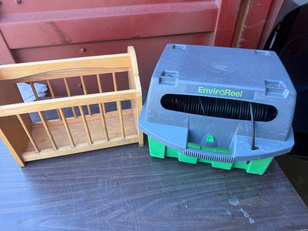 Cable Dispenser & magazine Rack