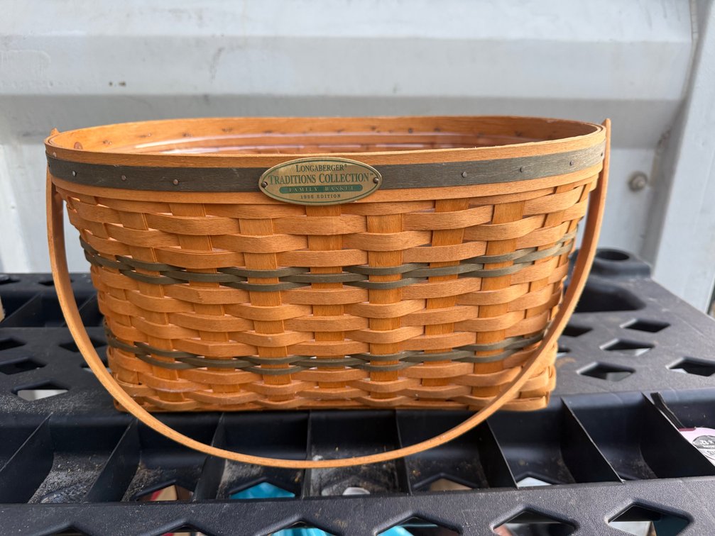 Longaberger Traditions Collection 1995 Family Basket