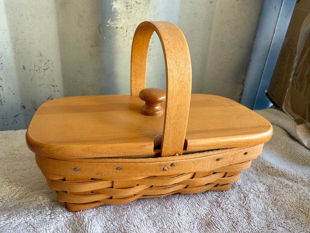 Longaberger 2000 Century Celebration Basket with Lid