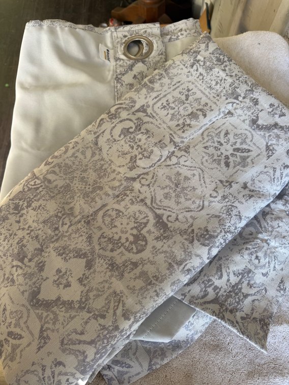 Broyhill Curtain Panels 36x81