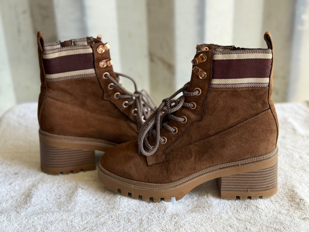 Ankle Boots, Size 8