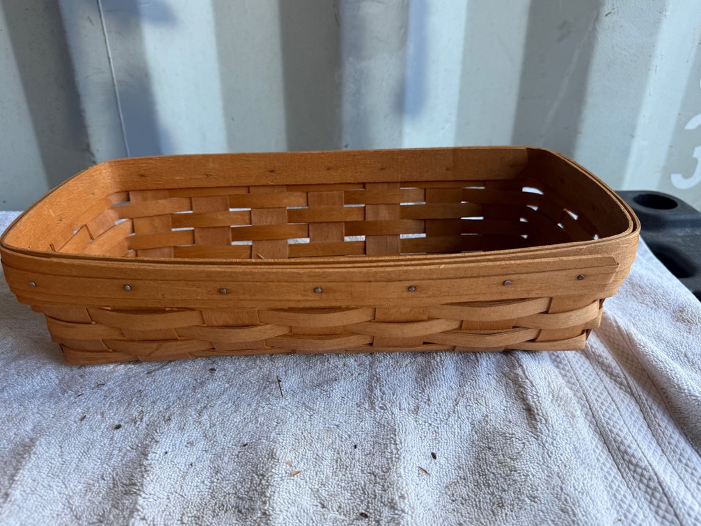 Longaberger 1990 Handwoven Wood Splint Basket