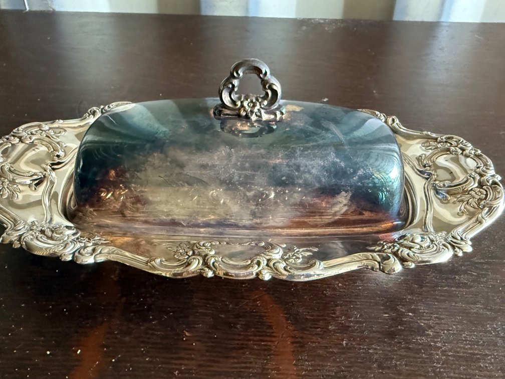 Towle 4107 Silverplate Covered Butter Dish